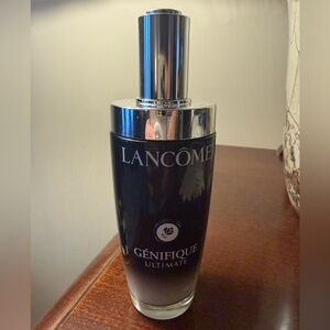 Lancôme Génifique Ultimate Serum - Black and Silver